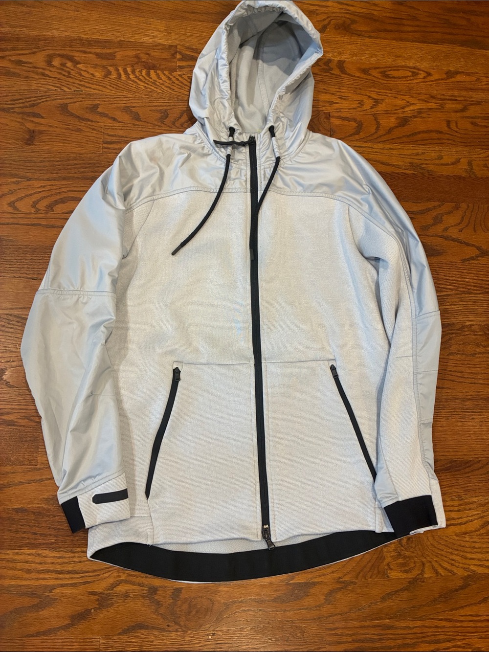 Men's Light Gray Hooded Technical Jacket Under Armour size medium